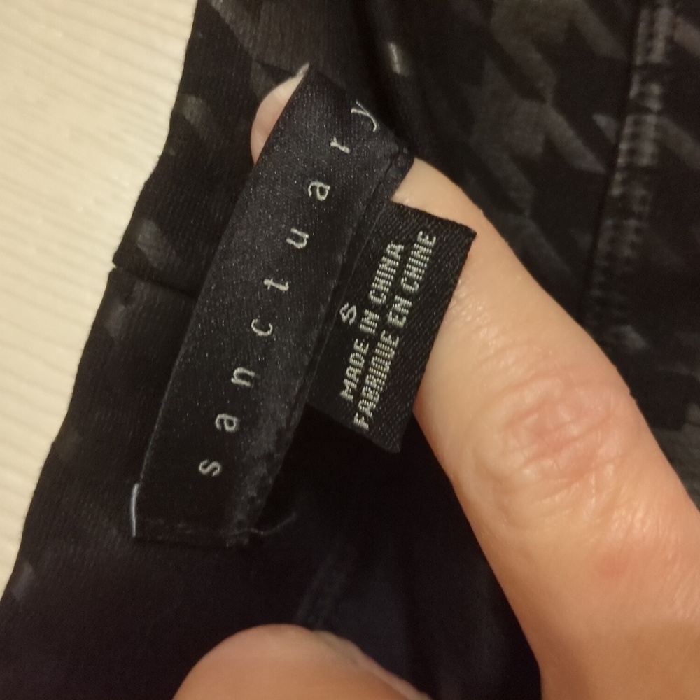 Sanctuary Black Houndstooth Pattern Size Small - image 2